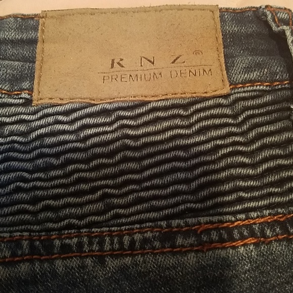 RNZ Jean's Sz 30 Chill Looking! Great Shape 28" in - Picture 7 of 7